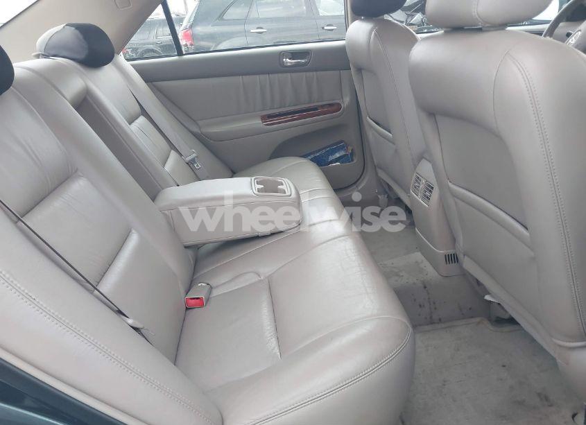 Photo 8 of 2003 Toyota Camry XLE (VIN 4T1BE30K33U718082)