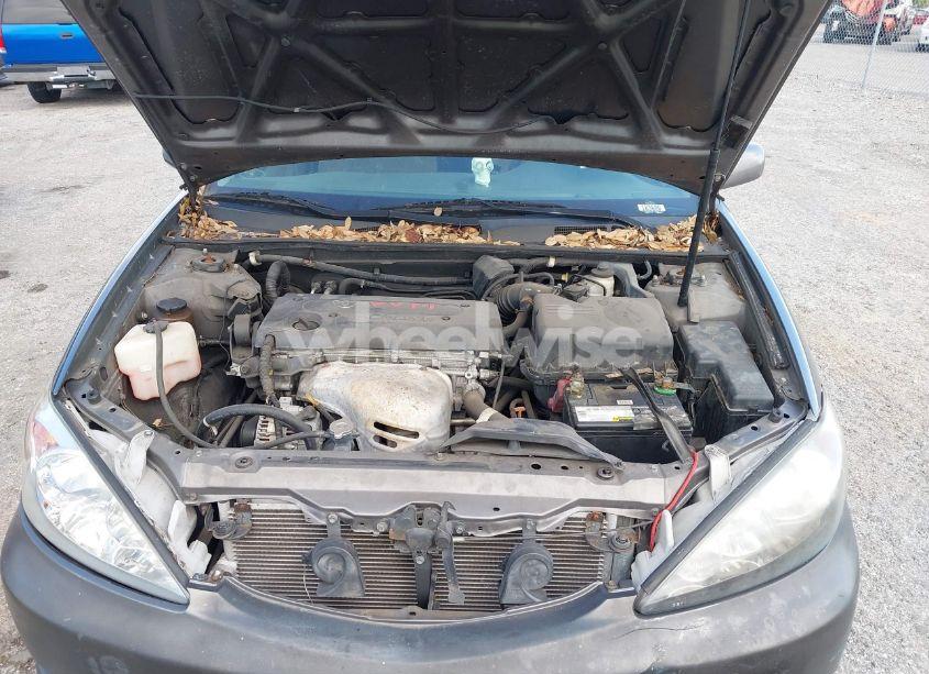 Photo 10 of 2003 Toyota Camry LE (VIN 4T1BE30K33U723072)