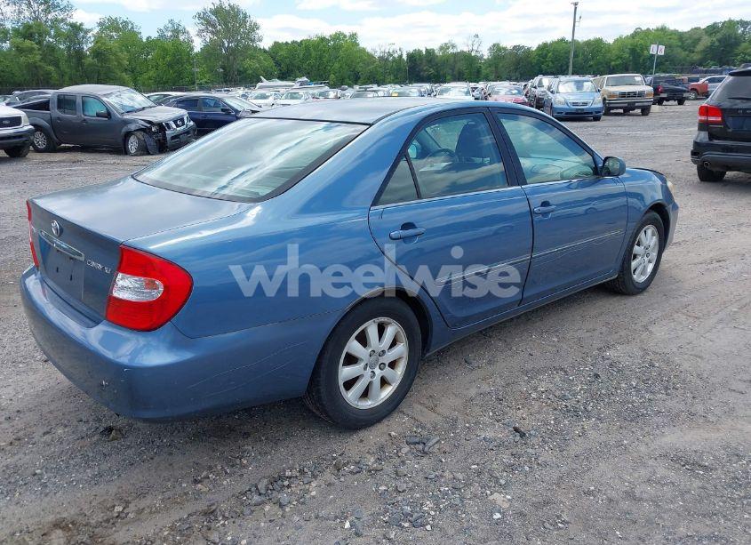 Photo 4 of 2003 Toyota Camry XLE (VIN 4T1BE30K33U754158)