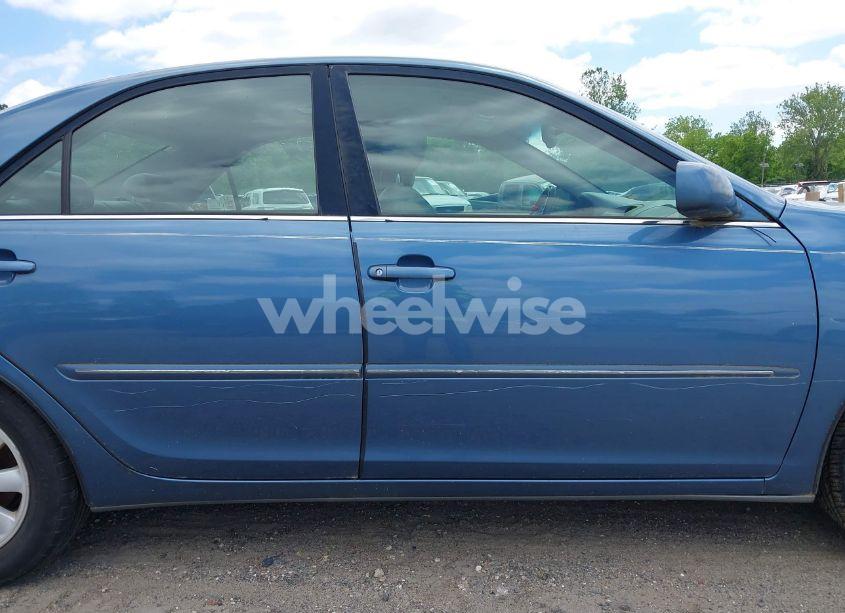 Photo 6 of 2003 Toyota Camry XLE (VIN 4T1BE30K33U754158)