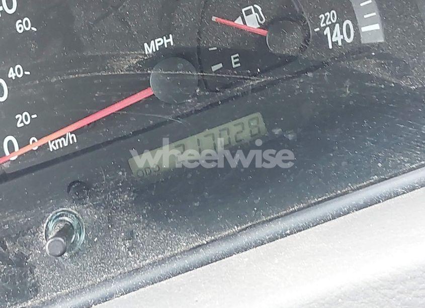 Photo 7 of 2003 Toyota Camry XLE (VIN 4T1BE30K33U754158)