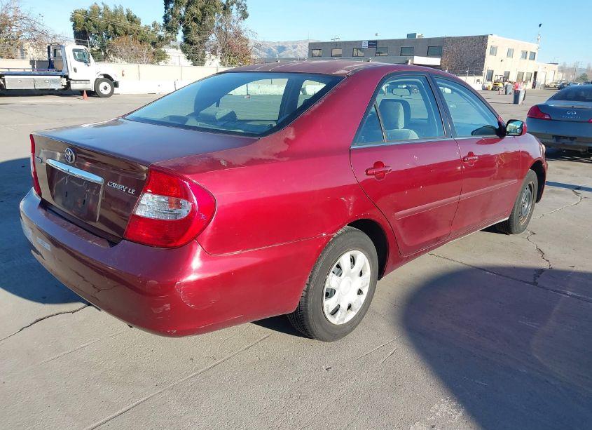 Photo 4 of 2004 Toyota Camry LE (VIN 4T1BE30K34U366400)