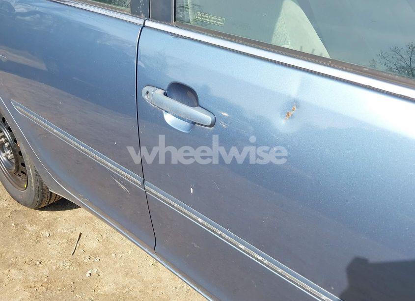 Photo 14 of 2004 Toyota Camry XLE (VIN 4T1BE30K34U811153)