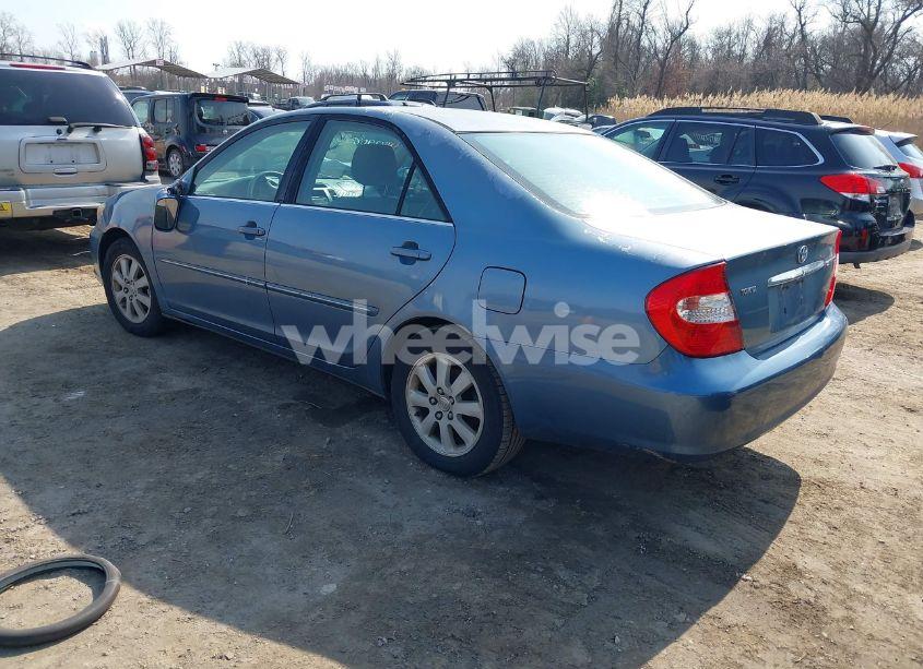 Photo 3 of 2004 Toyota Camry XLE (VIN 4T1BE30K34U811153)