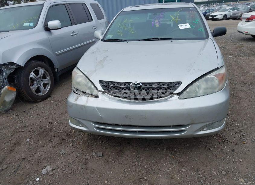 Photo 6 of 2004 Toyota Camry XLE (VIN 4T1BE30K34U896317)
