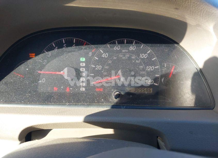 Photo 7 of 2005 Toyota Camry XLE (VIN 4T1BE30K35U016363)