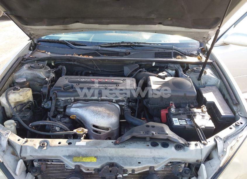Photo 10 of 2005 Toyota Camry LE (VIN 4T1BE30K35U018999)