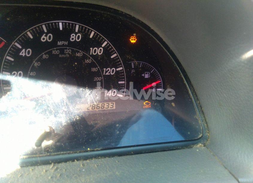 Photo 7 of 2005 Toyota Camry LE (VIN 4T1BE30K35U102028)