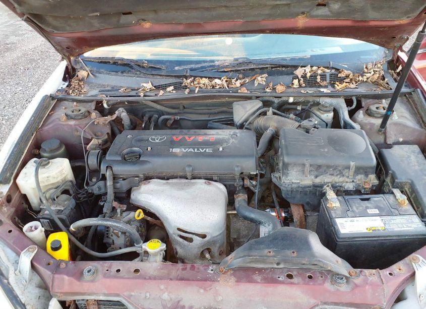 Photo 10 of 2005 Toyota Camry LE (VIN 4T1BE30K35U413457)