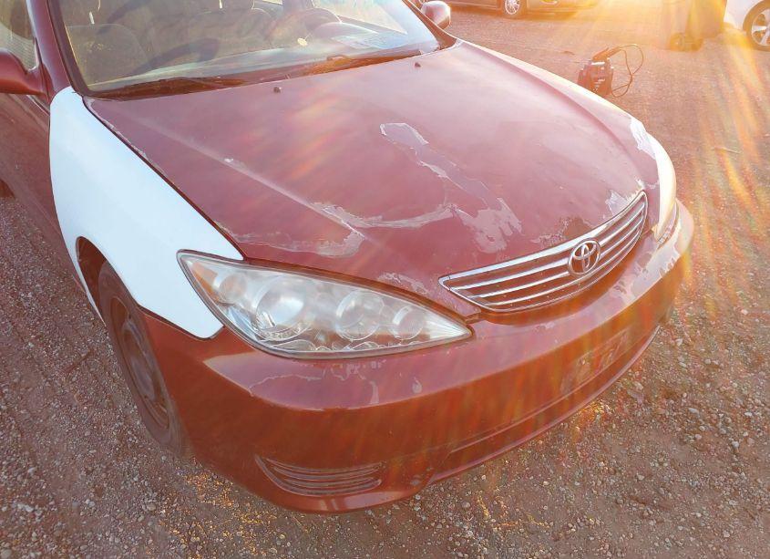Photo 6 of 2005 Toyota Camry LE (VIN 4T1BE30K35U413457)