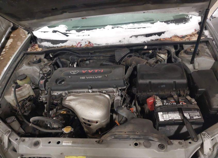 Photo 10 of 2005 Toyota Camry LE (VIN 4T1BE30K35U543013)