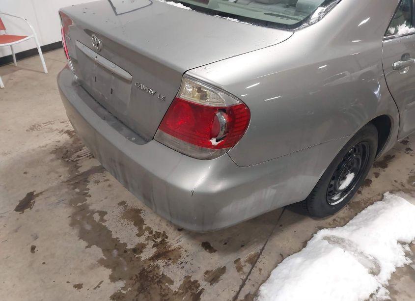 Photo 6 of 2005 Toyota Camry LE (VIN 4T1BE30K35U543013)