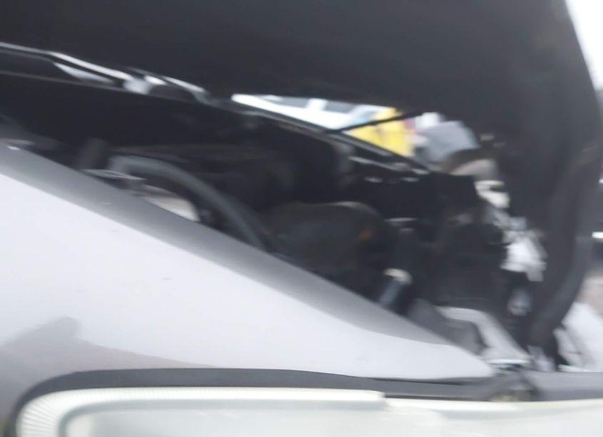 Photo 10 of 2005 Toyota Camry XLE (VIN 4T1BE30K35U581907)