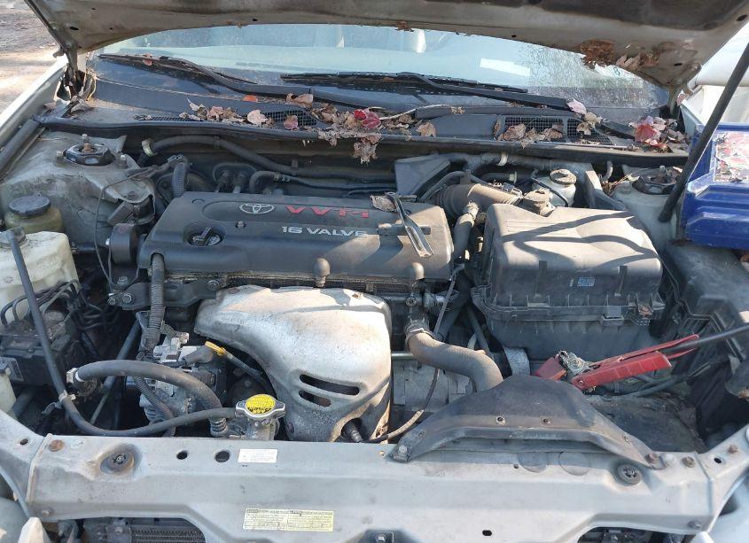 Photo 10 of 2005 Toyota Camry XLE (VIN 4T1BE30K35U621709)