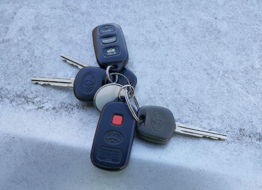 Photo 11 of 2005 Toyota Camry XLE (VIN 4T1BE30K35U621709)