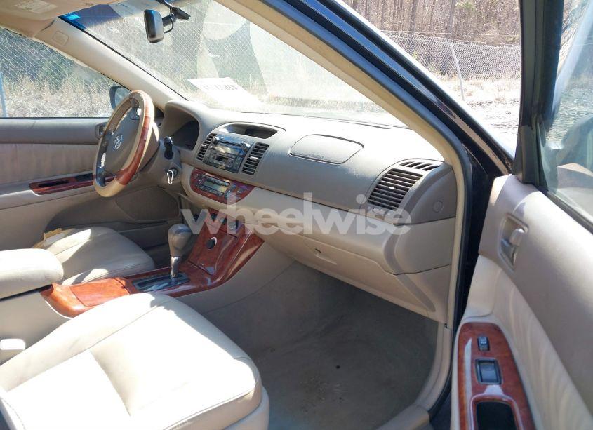 Photo 5 of 2006 Toyota Camry XLE (VIN 4T1BE30K36U657384)