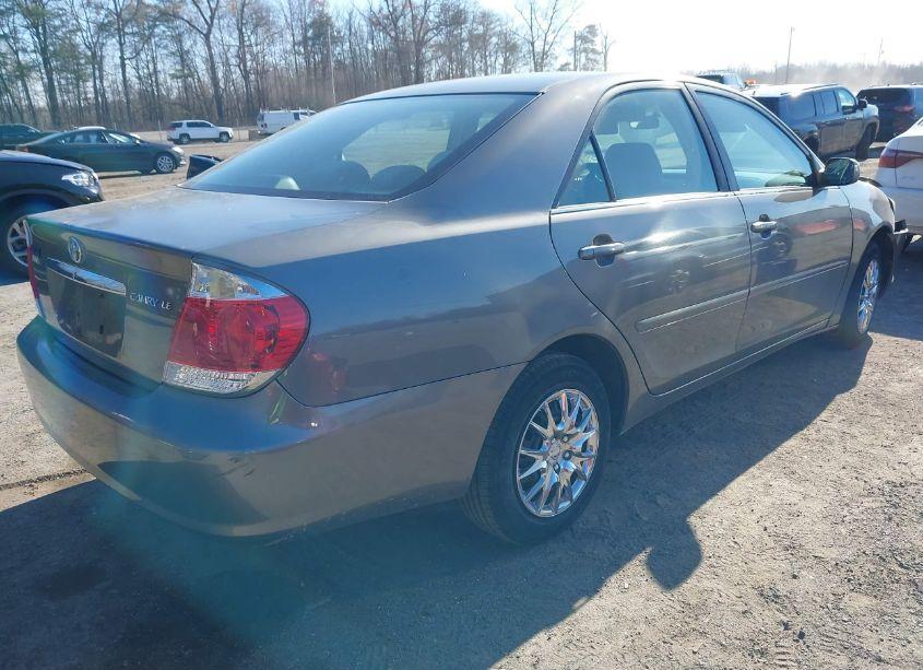Photo 4 of 2006 Toyota Camry LE (VIN 4T1BE30K36U742354)