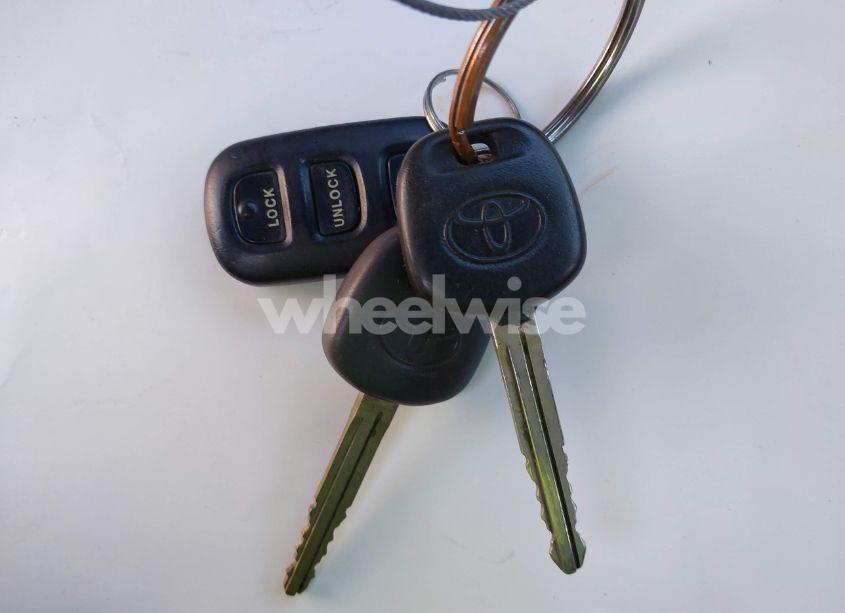 Photo 11 of 2003 Toyota Camry XLE (VIN 4T1BE30K43U227357)