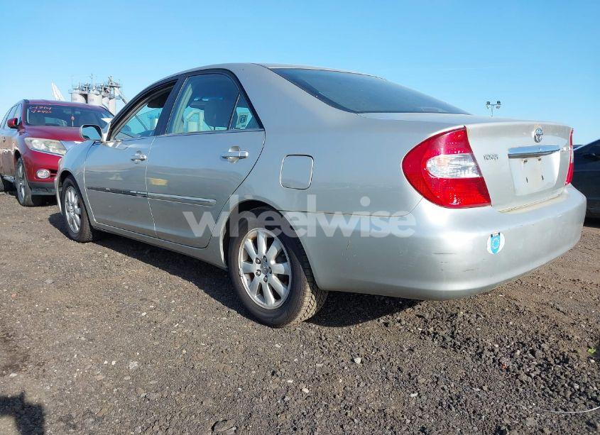 Photo 3 of 2003 Toyota Camry XLE (VIN 4T1BE30K43U227357)