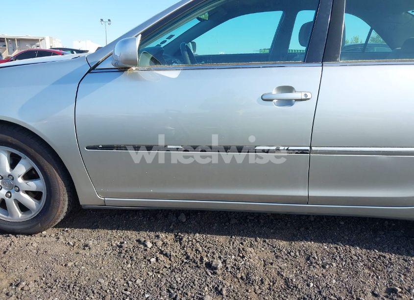 Photo 6 of 2003 Toyota Camry XLE (VIN 4T1BE30K43U227357)