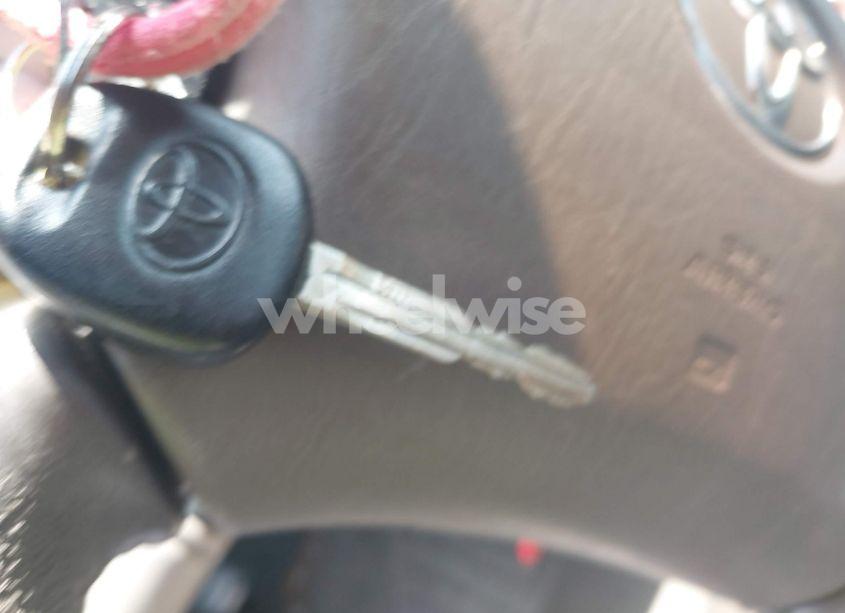 Photo 11 of 2003 Toyota Camry XLE (VIN 4T1BE30K43U693483)