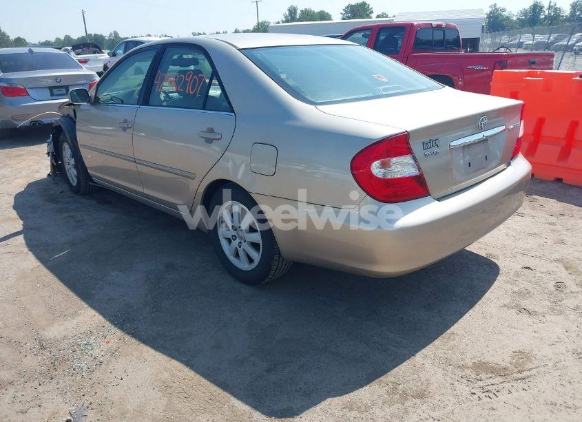 Photo 3 of 2003 Toyota Camry XLE (VIN 4T1BE30K43U693483)