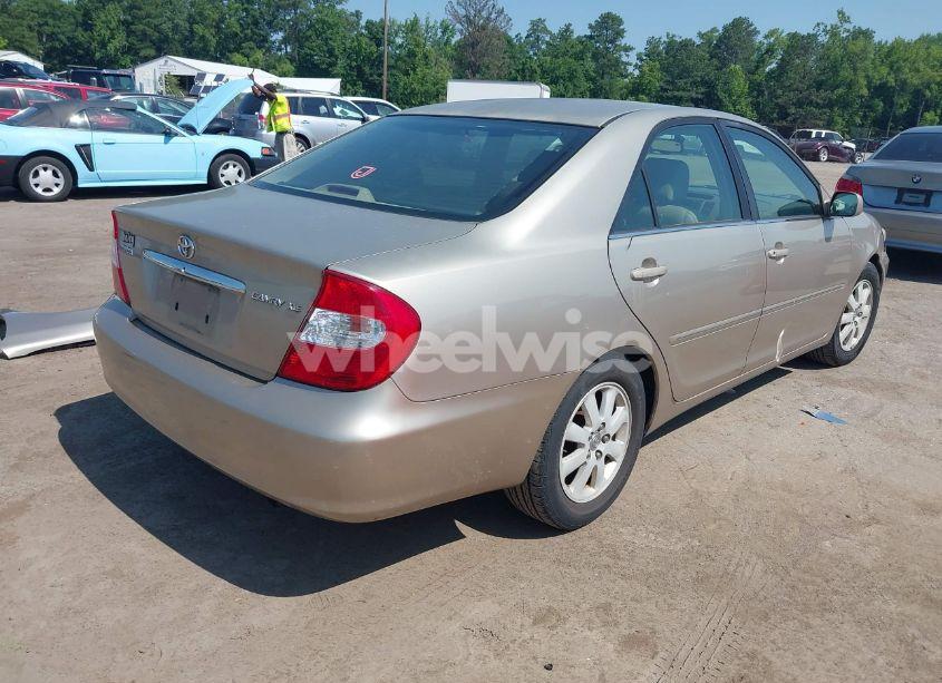Photo 4 of 2003 Toyota Camry XLE (VIN 4T1BE30K43U693483)