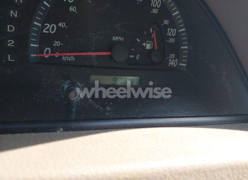 Photo 7 of 2003 Toyota Camry XLE (VIN 4T1BE30K43U693483)