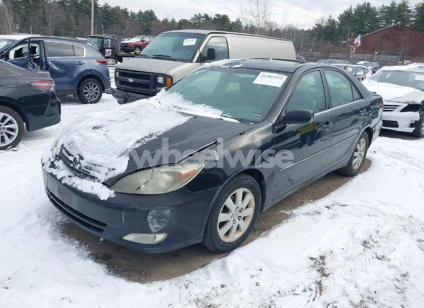 Photo 2 of 2004 Toyota Camry XLE (VIN 4T1BE30K44U296678)