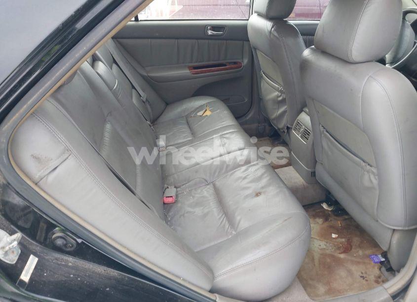 Photo 8 of 2004 Toyota Camry XLE (VIN 4T1BE30K44U296678)