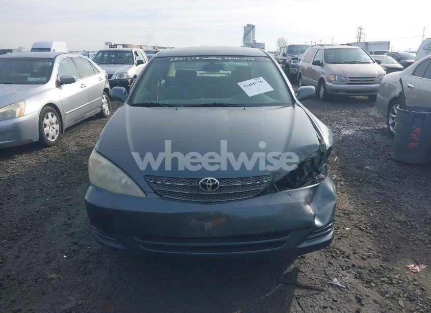 Photo 13 of 2004 Toyota Camry LE (VIN 4T1BE30K44U305606)