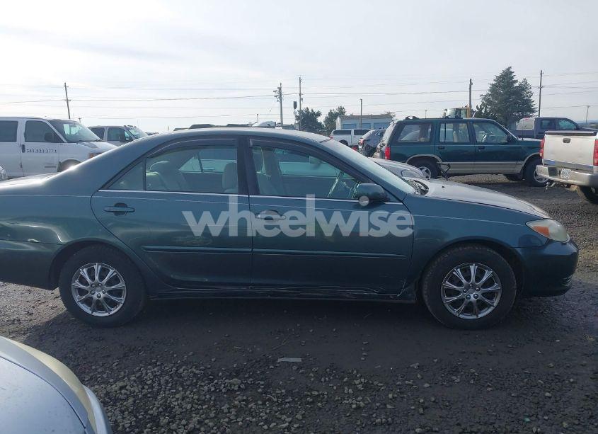 Photo 14 of 2004 Toyota Camry LE (VIN 4T1BE30K44U305606)