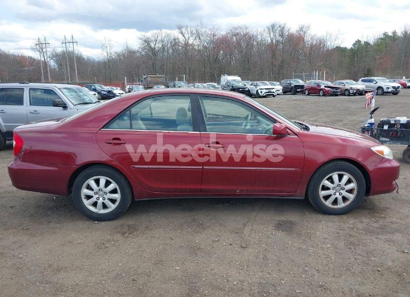 Photo 13 of 2004 Toyota Camry XLE (VIN 4T1BE30K44U375624)