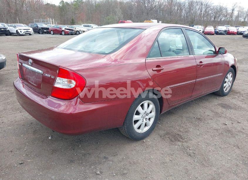 Photo 4 of 2004 Toyota Camry XLE (VIN 4T1BE30K44U375624)