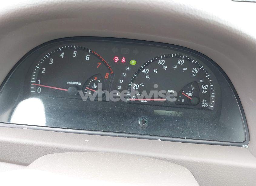 Photo 7 of 2004 Toyota Camry XLE (VIN 4T1BE30K44U375624)