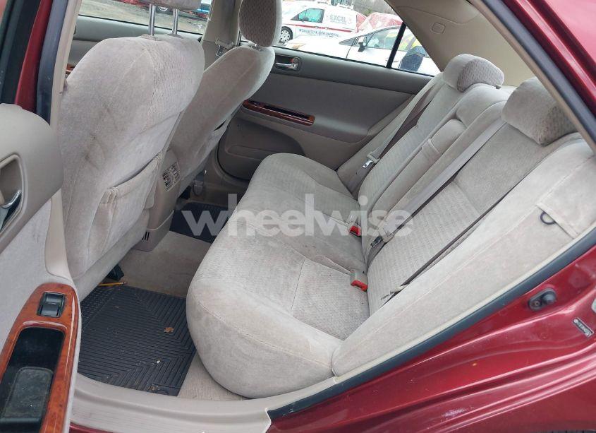 Photo 8 of 2004 Toyota Camry XLE (VIN 4T1BE30K44U375624)