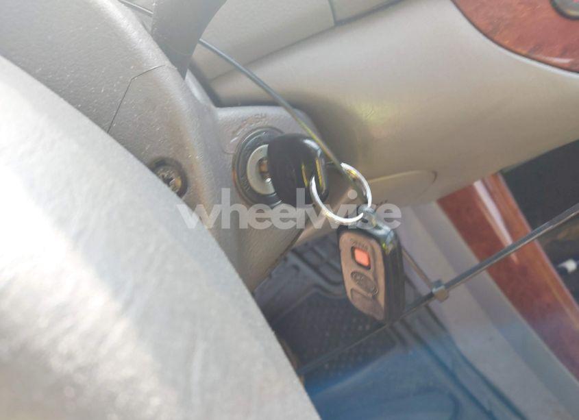 Photo 11 of 2004 Toyota Camry XLE (VIN 4T1BE30K44U845926)