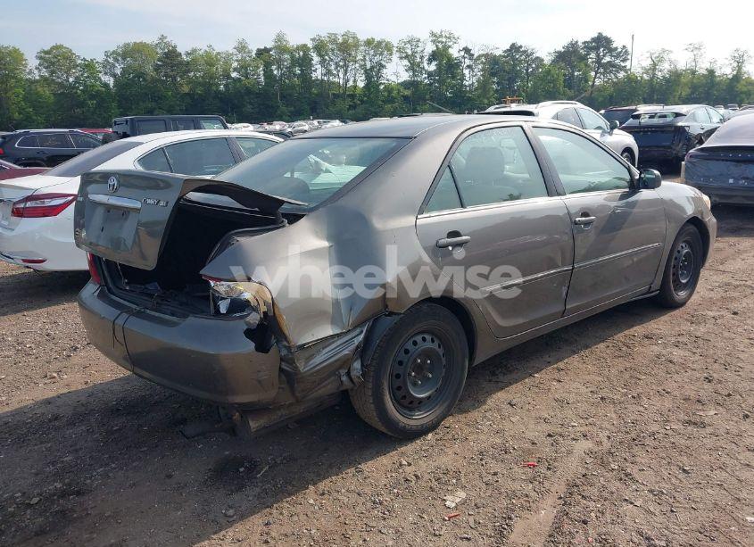 Photo 4 of 2004 Toyota Camry XLE (VIN 4T1BE30K44U845926)