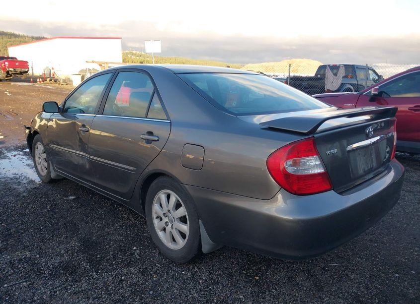 Photo 3 of 2004 Toyota Camry XLE (VIN 4T1BE30K44U930538)