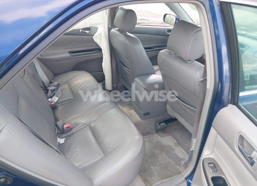 Photo 8 of 2005 Toyota Camry LE (VIN 4T1BE30K45U033169)