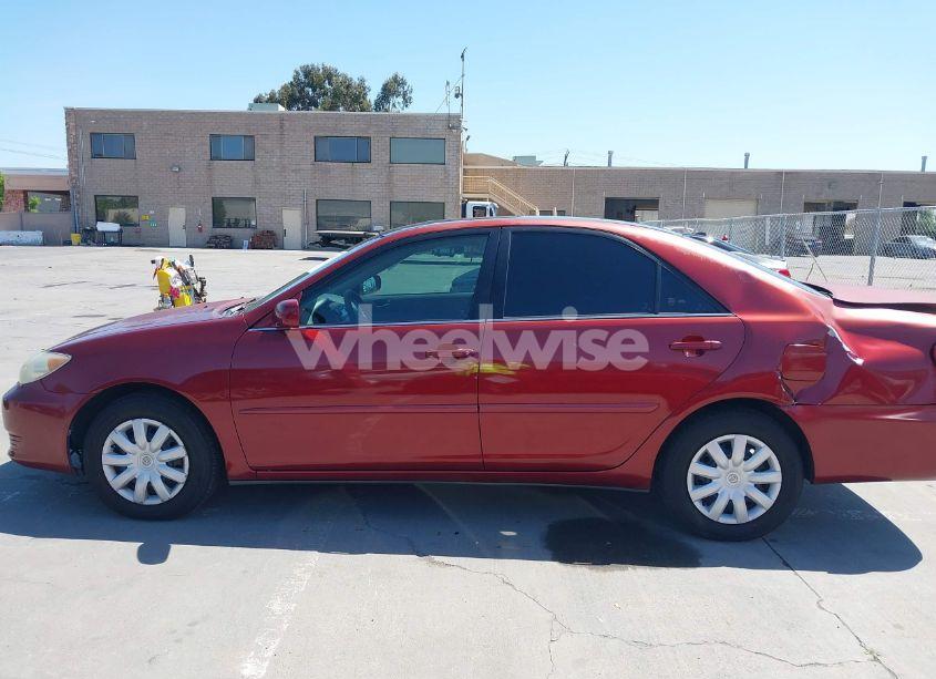 Photo 14 of 2005 Toyota Camry LE (VIN 4T1BE30K45U039764)