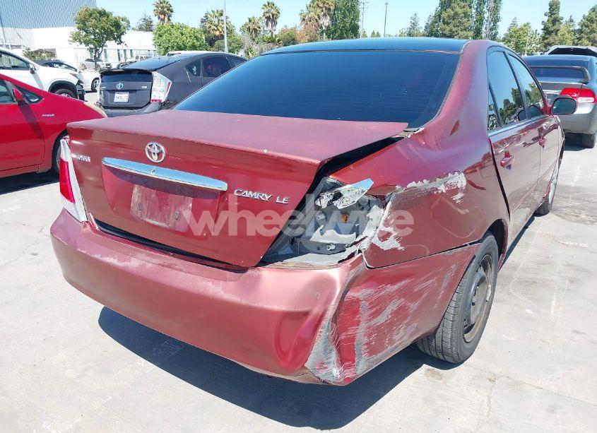 Photo 6 of 2005 Toyota Camry LE (VIN 4T1BE30K45U039764)