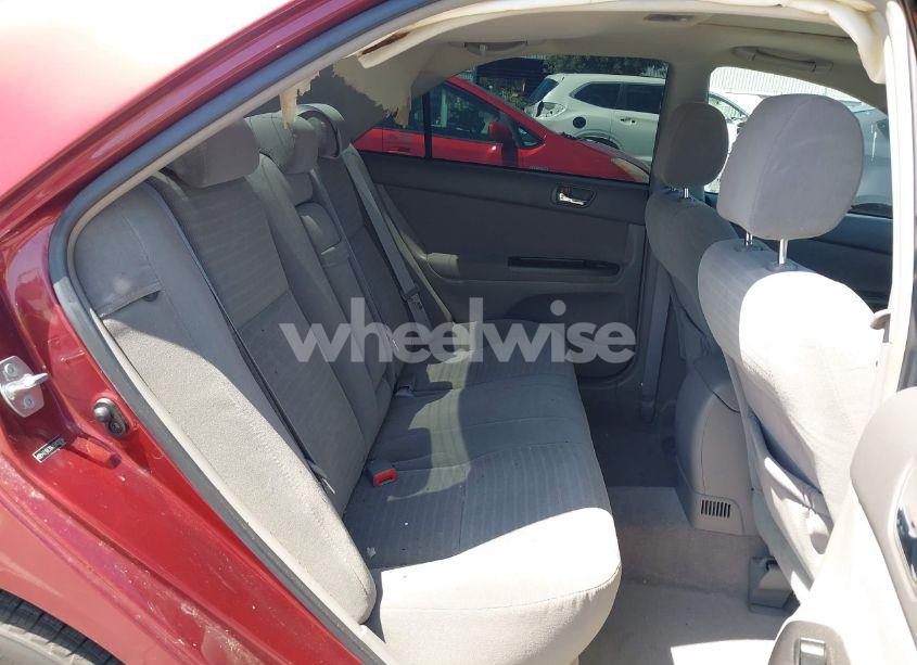 Photo 8 of 2005 Toyota Camry LE (VIN 4T1BE30K45U039764)