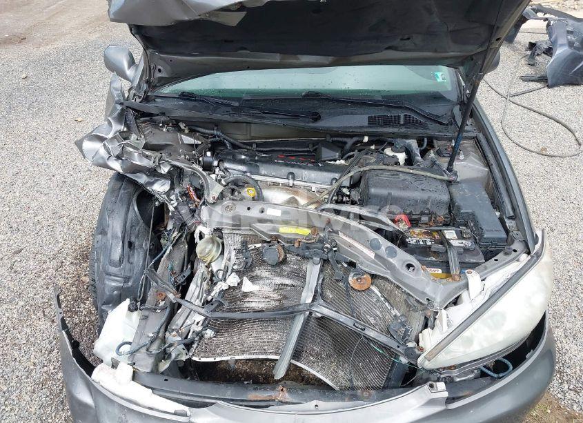 Photo 10 of 2005 Toyota Camry LE (VIN 4T1BE30K45U511395)