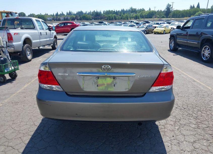 Photo 17 of 2005 Toyota Camry LE (VIN 4T1BE30K45U569345)