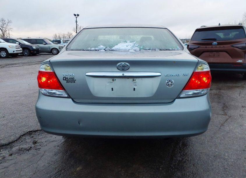 Photo 14 of 2005 Toyota Camry XLE (VIN 4T1BE30K45U614574)