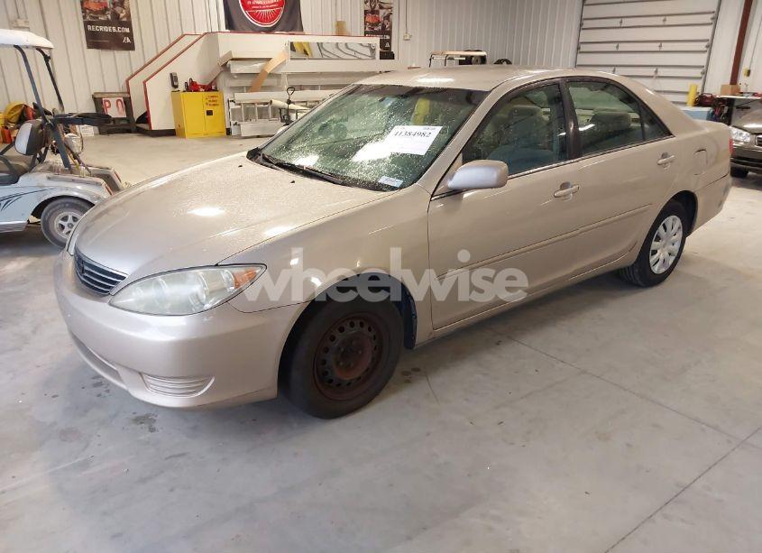 Photo 2 of 2006 Toyota Camry LE (VIN 4T1BE30K46U646104)