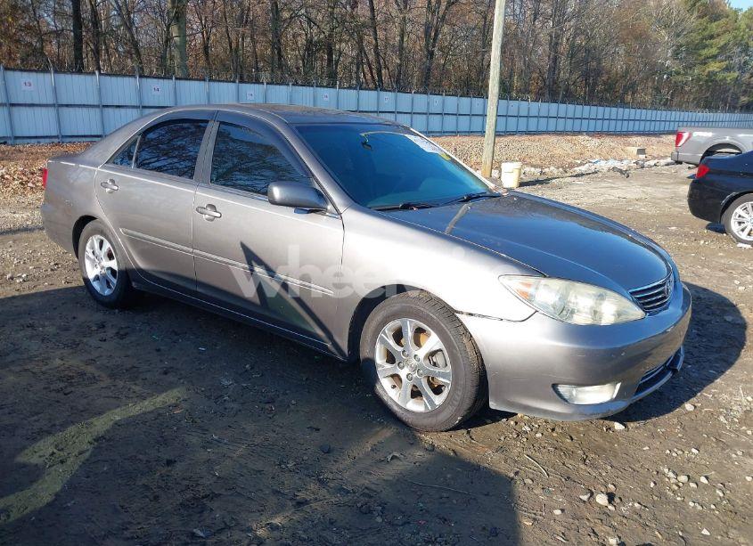 2006 Toyota Camry XLE (VIN 4T1BE30K46U707774) main photo