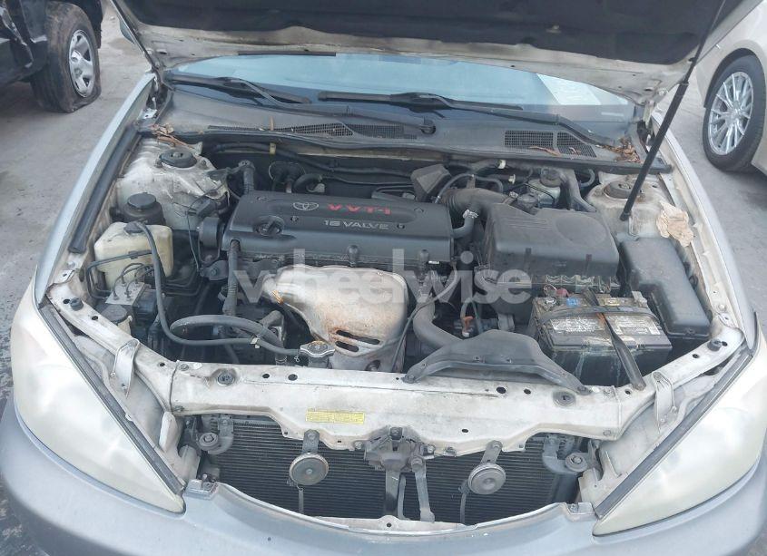 Photo 10 of 2002 Toyota Camry LE/SE/XLE (VIN 4T1BE30K524105993)