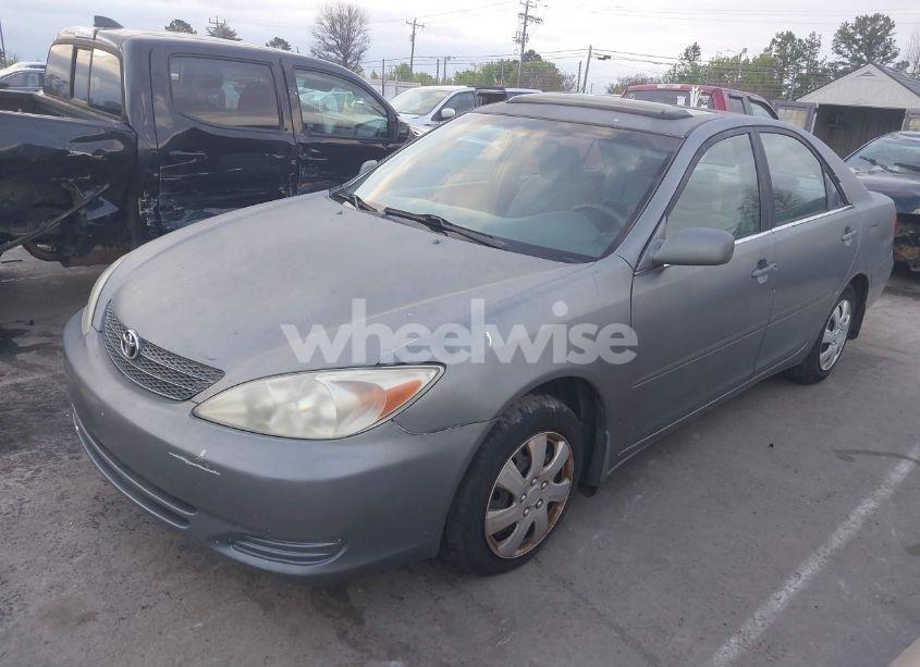 Photo 2 of 2002 Toyota Camry LE/SE/XLE (VIN 4T1BE30K524105993)